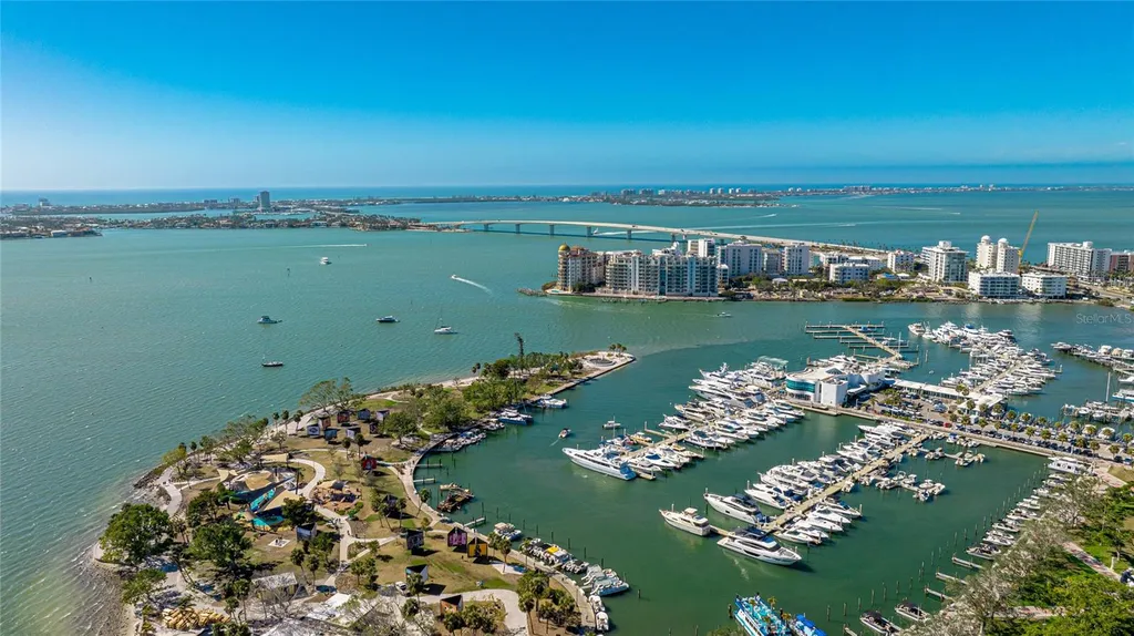 1350 Main Street Sarasota FL 34236