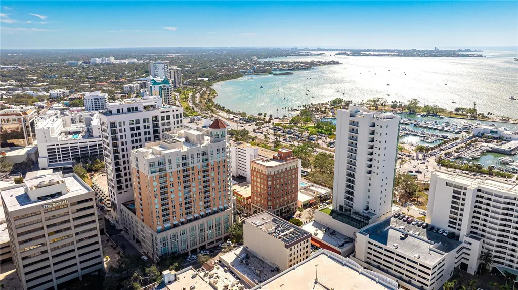 1350 Main Street Sarasota FL 34236