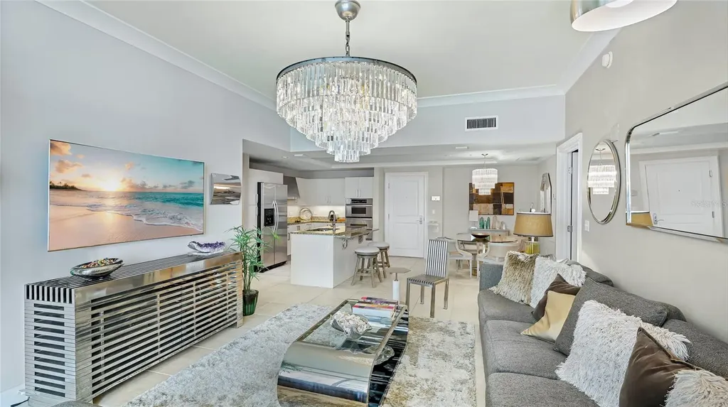 1350 Main Street Sarasota FL 34236