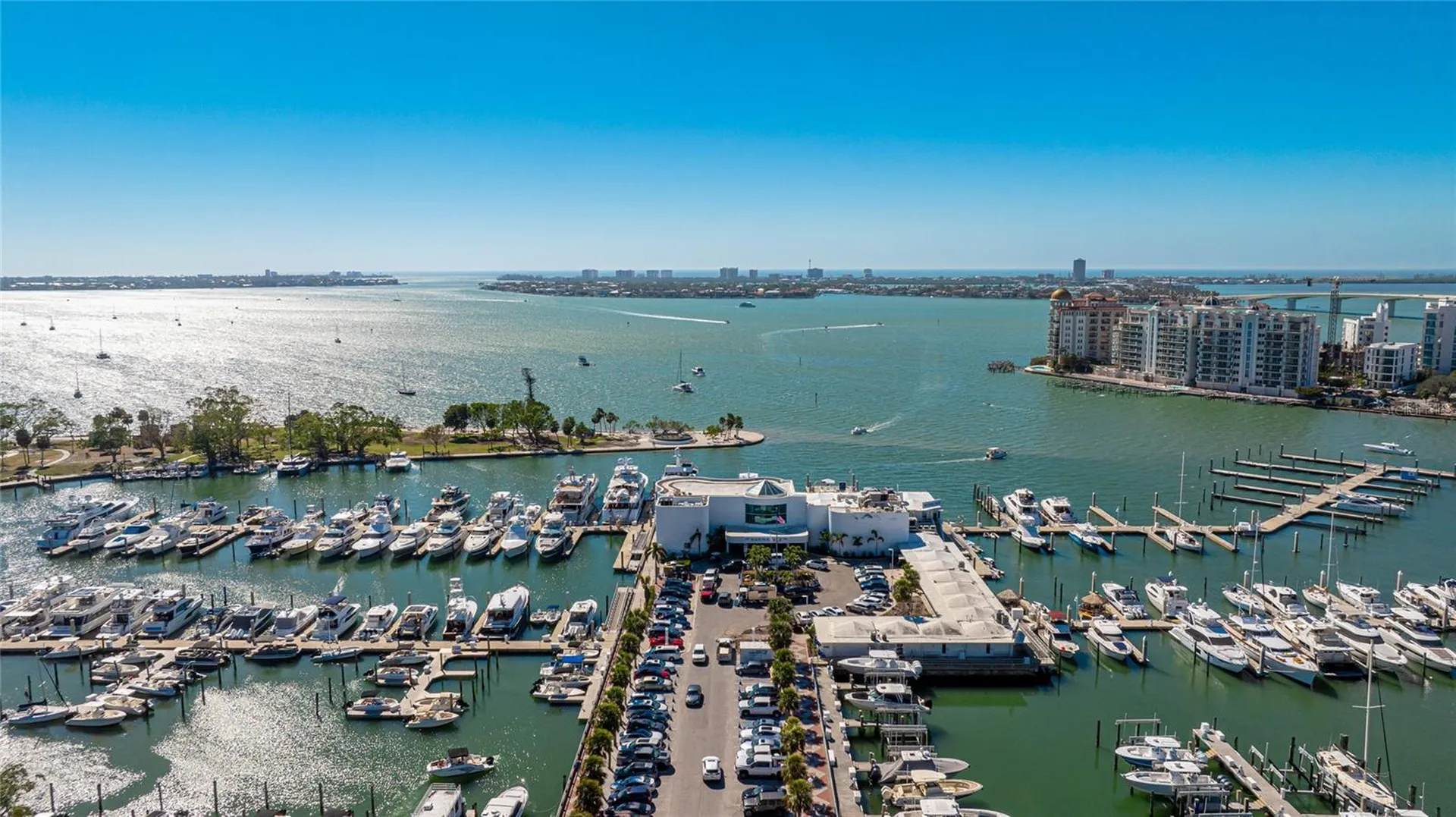 1350 Main Street Sarasota FL 34236