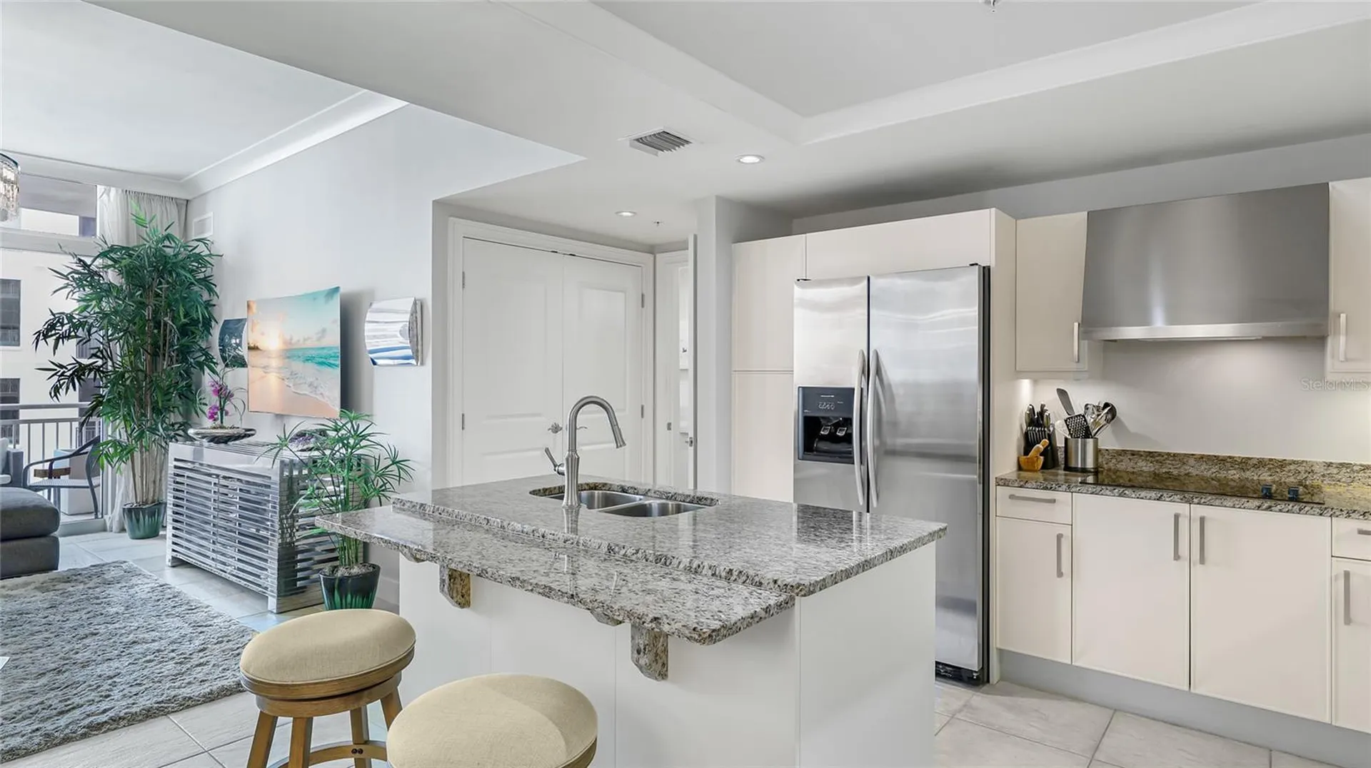 1350 Main Street Sarasota FL 34236