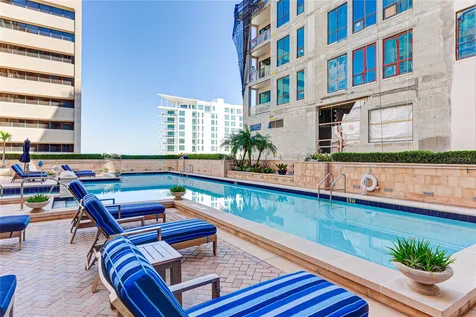 1350 Main Street Sarasota FL 34236