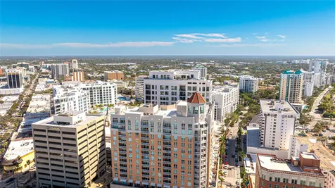 1350 Main Street Sarasota FL 34236