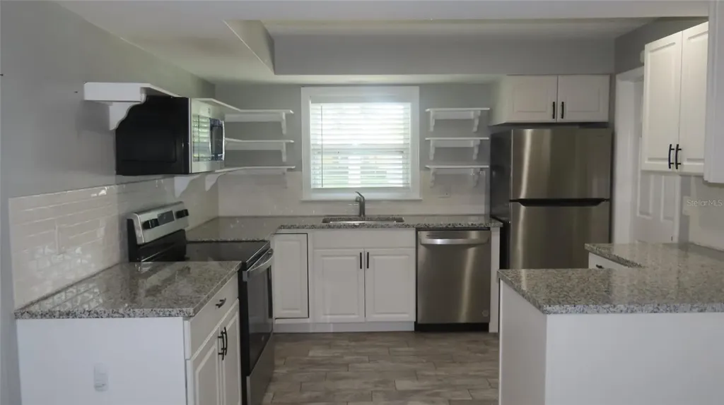1727 Thames Street Clearwater FL 33755