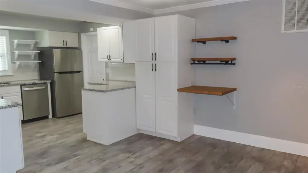 1727 Thames Street Clearwater FL 33755