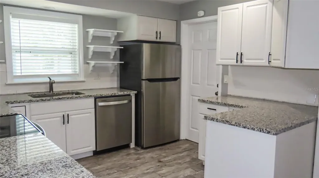 1727 Thames Street Clearwater FL 33755