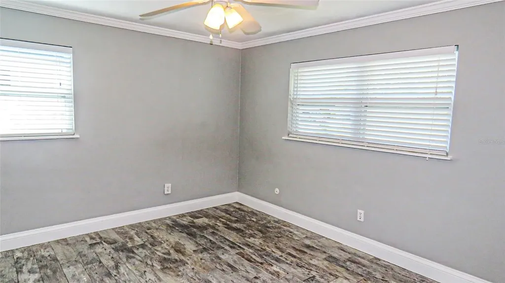 1727 Thames Street Clearwater FL 33755