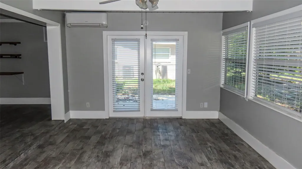 1727 Thames Street Clearwater FL 33755