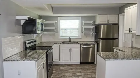 1727 Thames Street Clearwater FL 33755