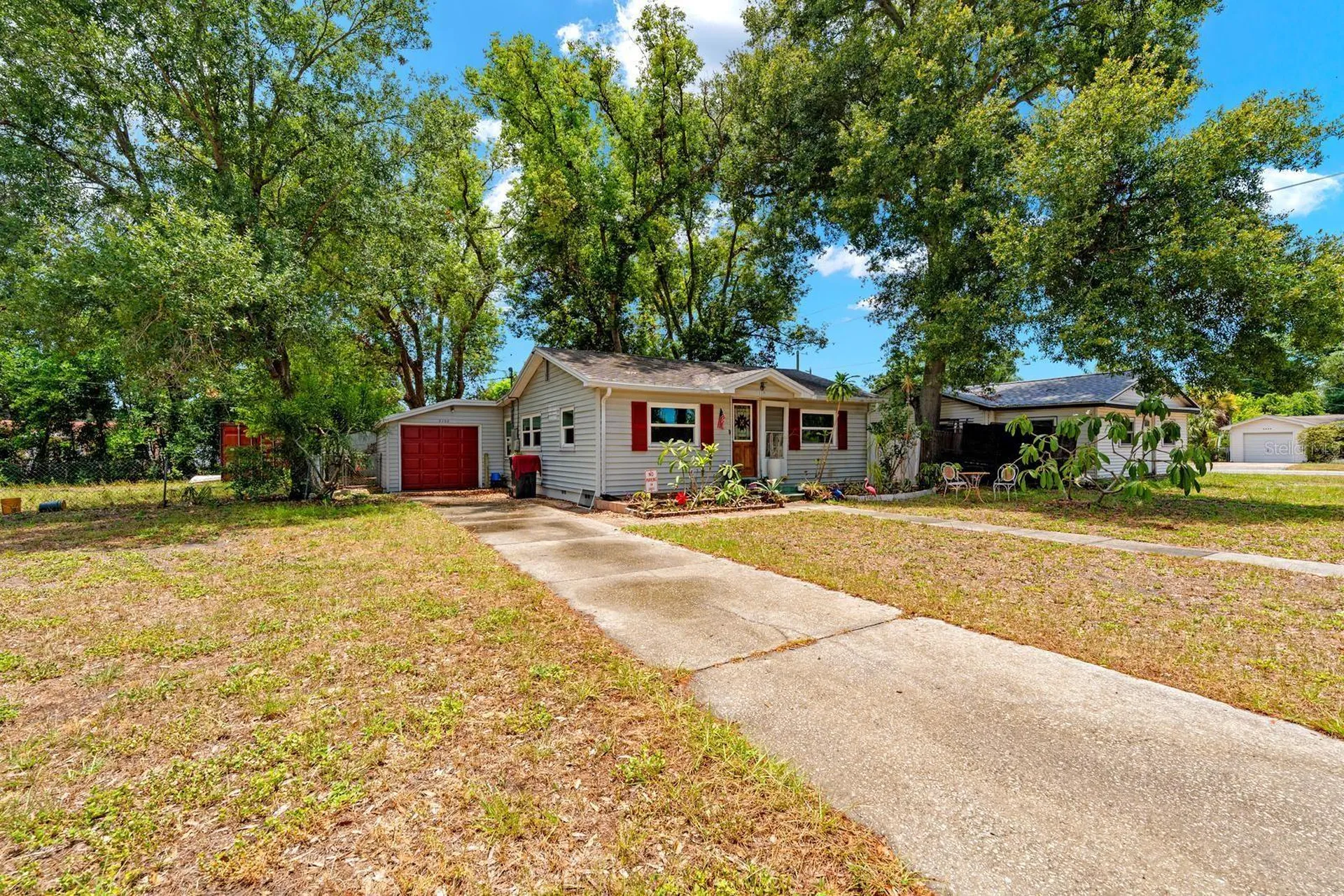 5160 45th Avenue N St Petersburg FL 33709