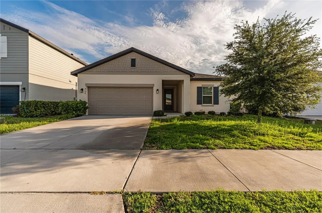 2154 Derwent Drive Davenport FL 33896