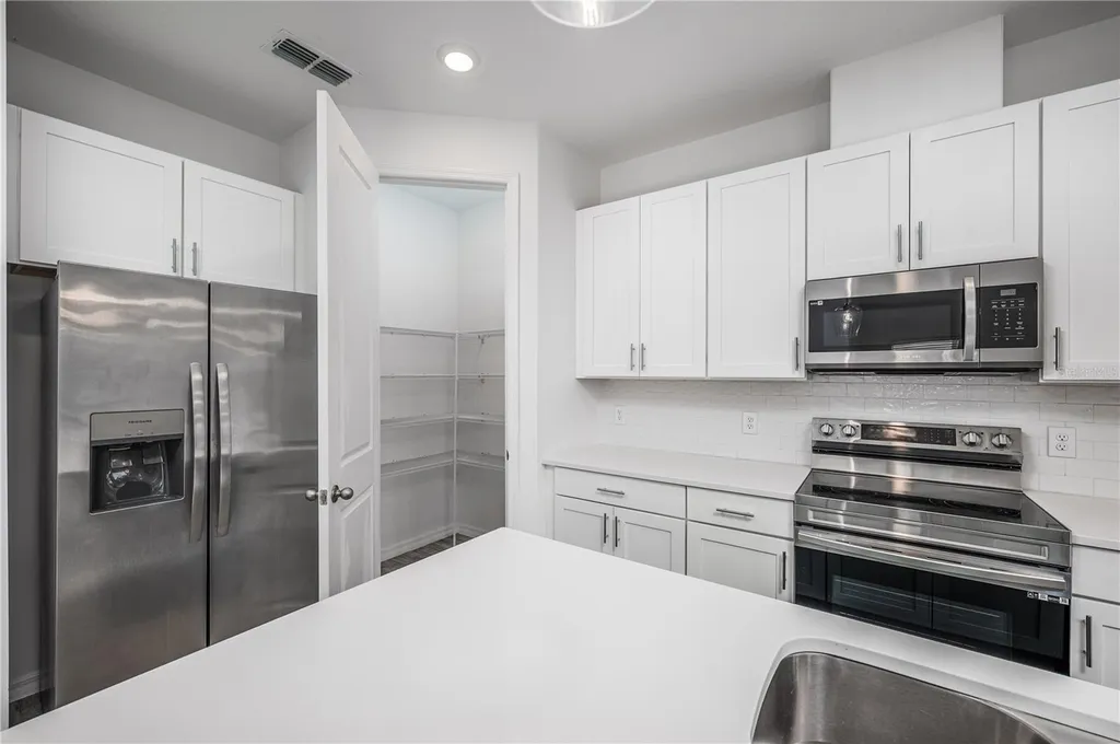 2154 Derwent Drive Davenport FL 33896