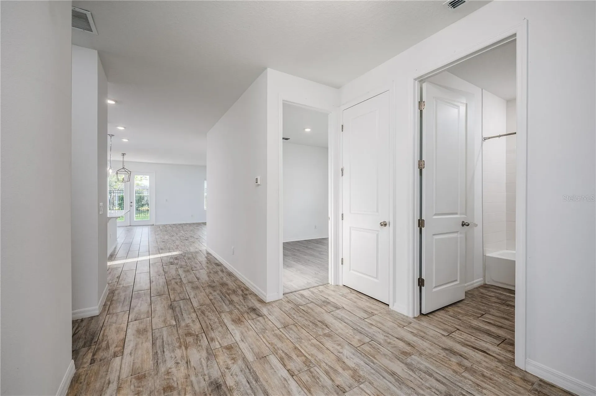 2154 Derwent Drive Davenport FL 33896