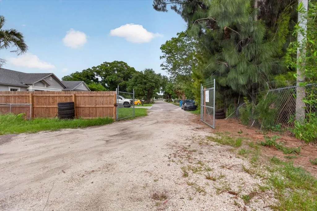 6353 143rd Avenue Clearwater FL 33760