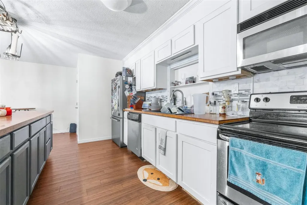 37237 Nicole Avenue Zephyrhills FL 33541