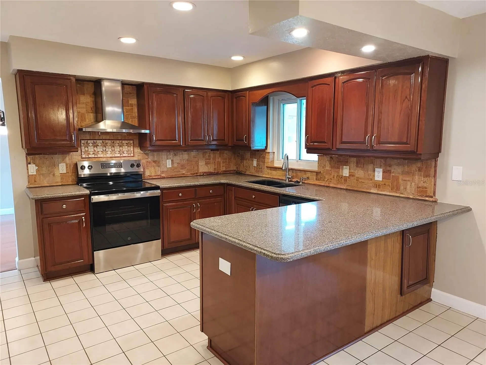 702 Hyssop Place Brandon FL 33510