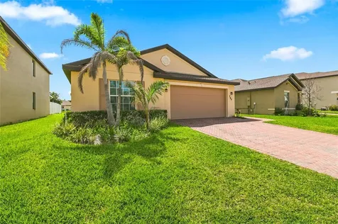 749 Worlington Lane Fort Pierce FL 34947