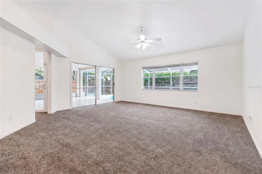 2302 Lyncrest Court Valrico FL 33596