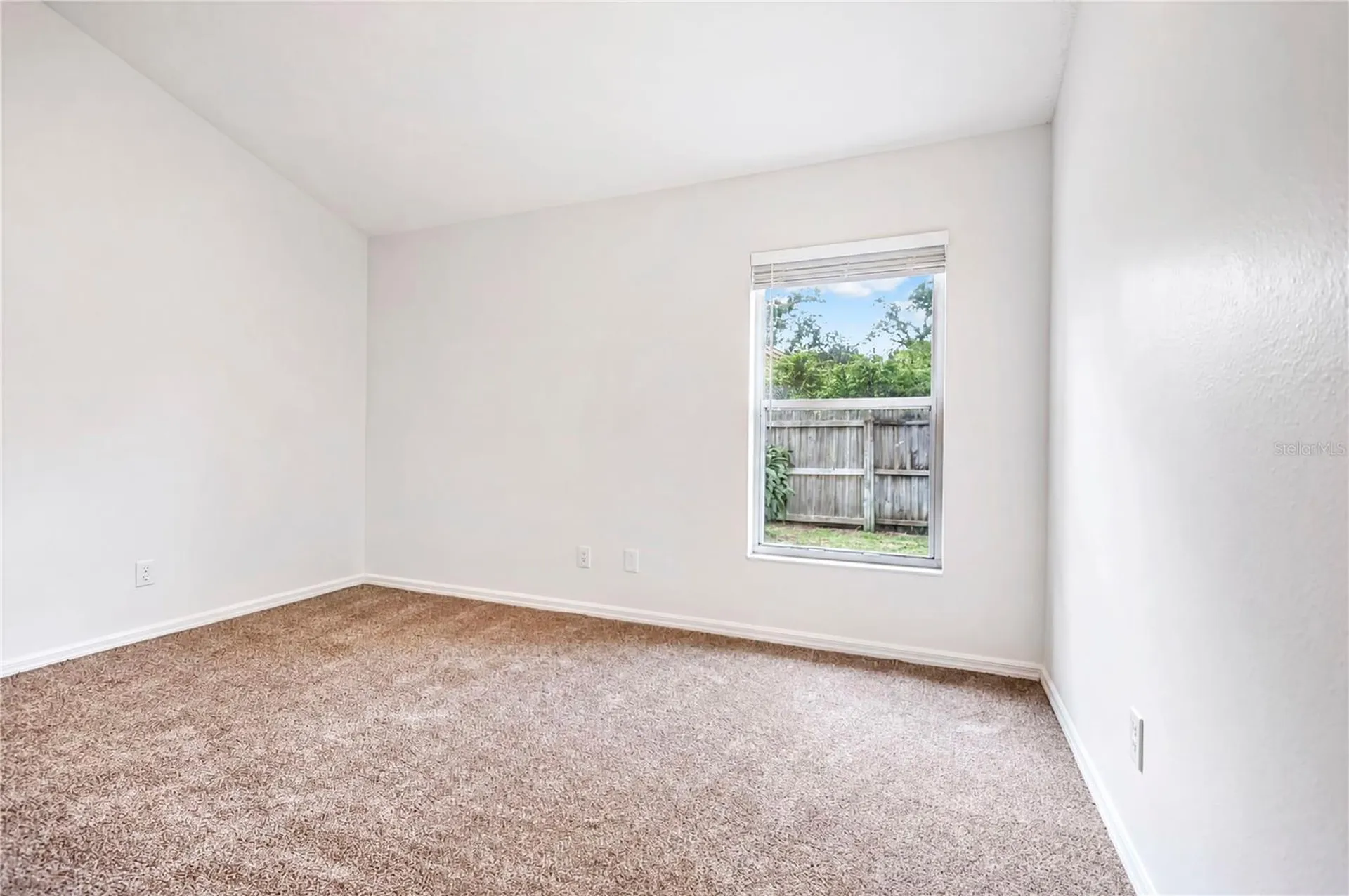 2302 Lyncrest Court Valrico FL 33596