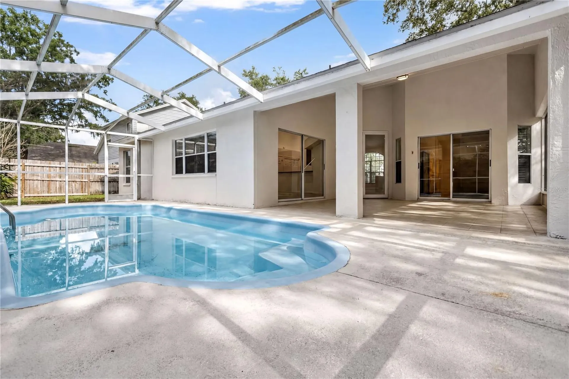 2302 Lyncrest Court Valrico FL 33596
