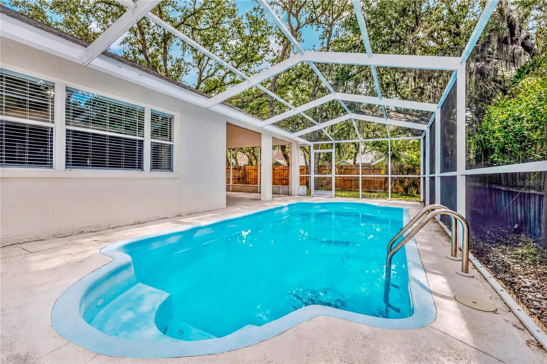 2302 Lyncrest Court Valrico FL 33596