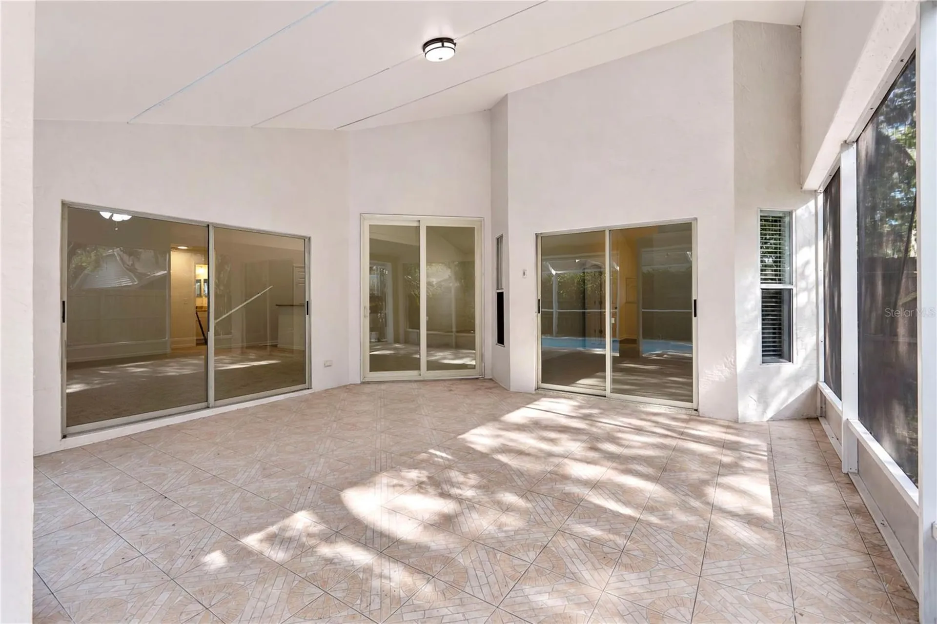 2302 Lyncrest Court Valrico FL 33596