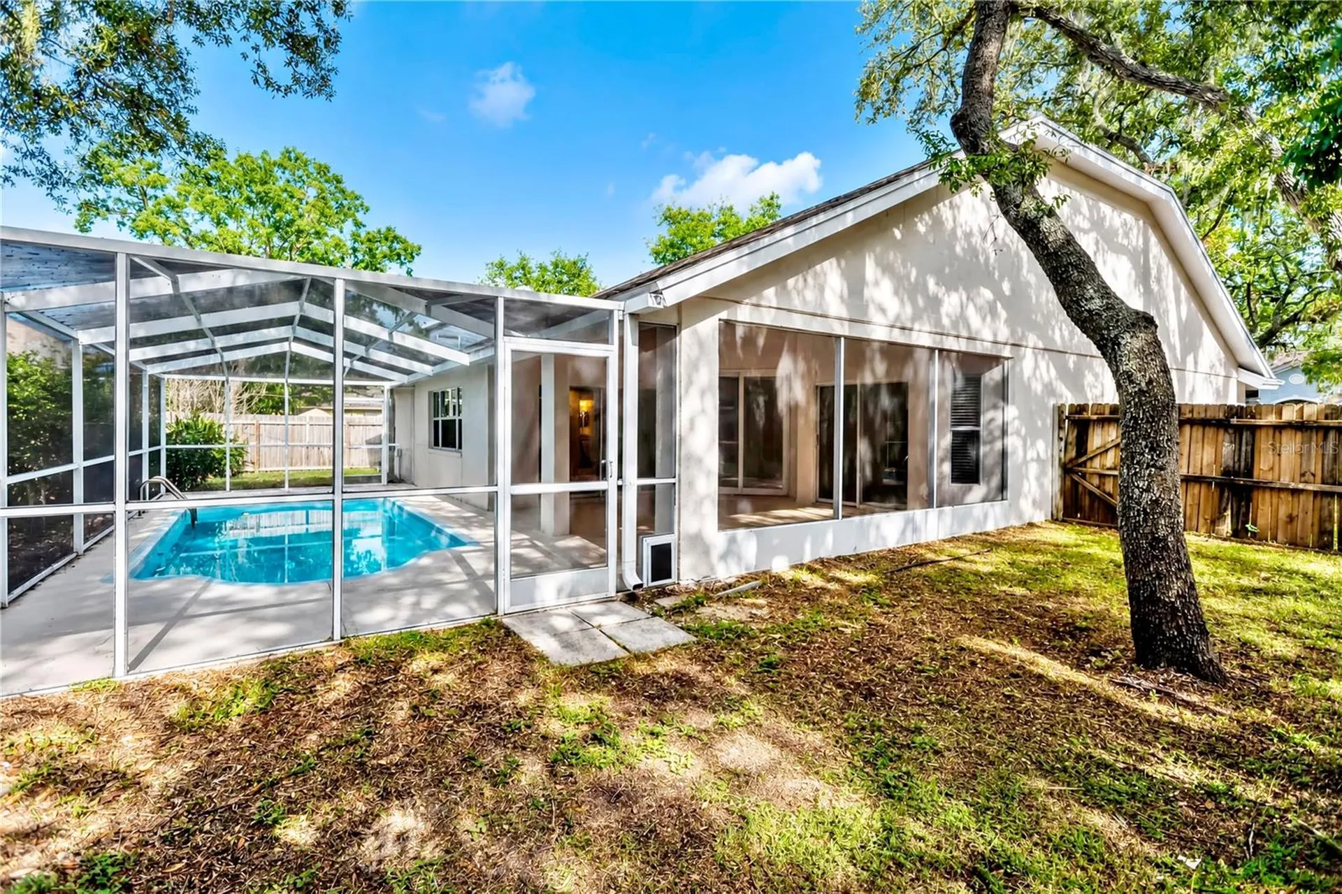 2302 Lyncrest Court Valrico FL 33596