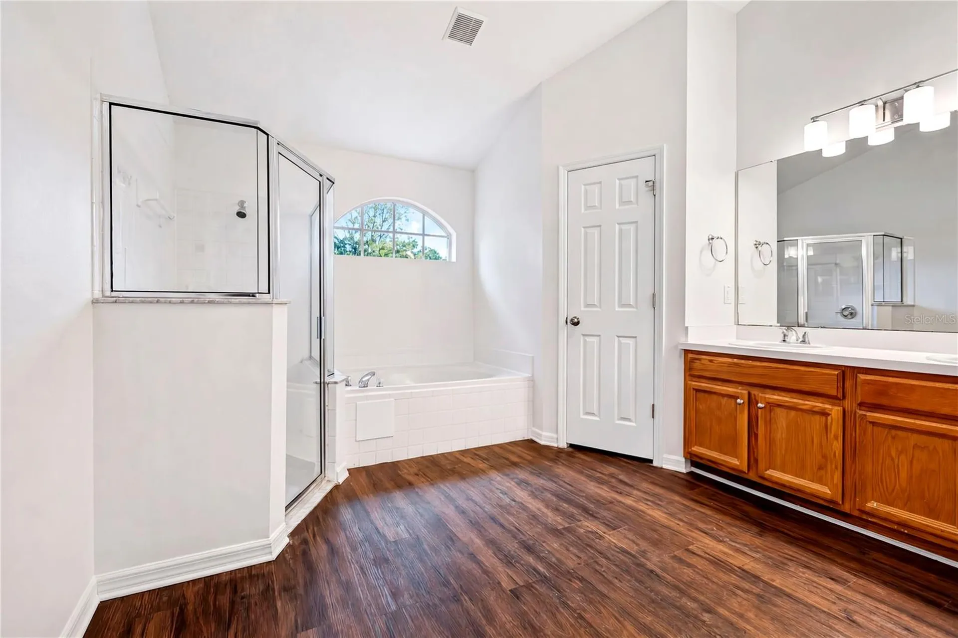 2302 Lyncrest Court Valrico FL 33596