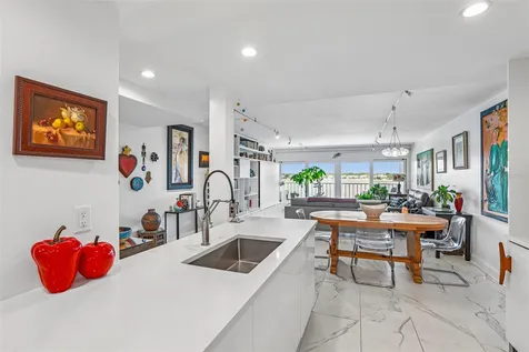 2 Adalia Avenue Tampa FL 33606