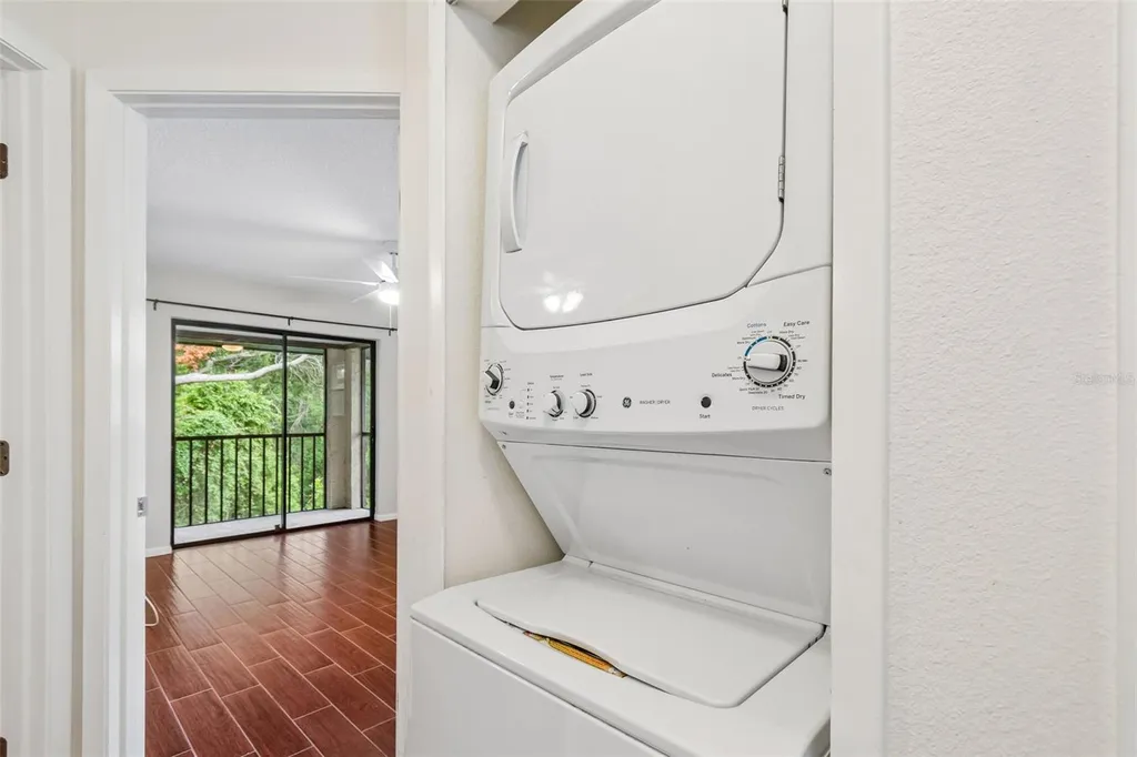2814 Hammock Court Clearwater FL 33761