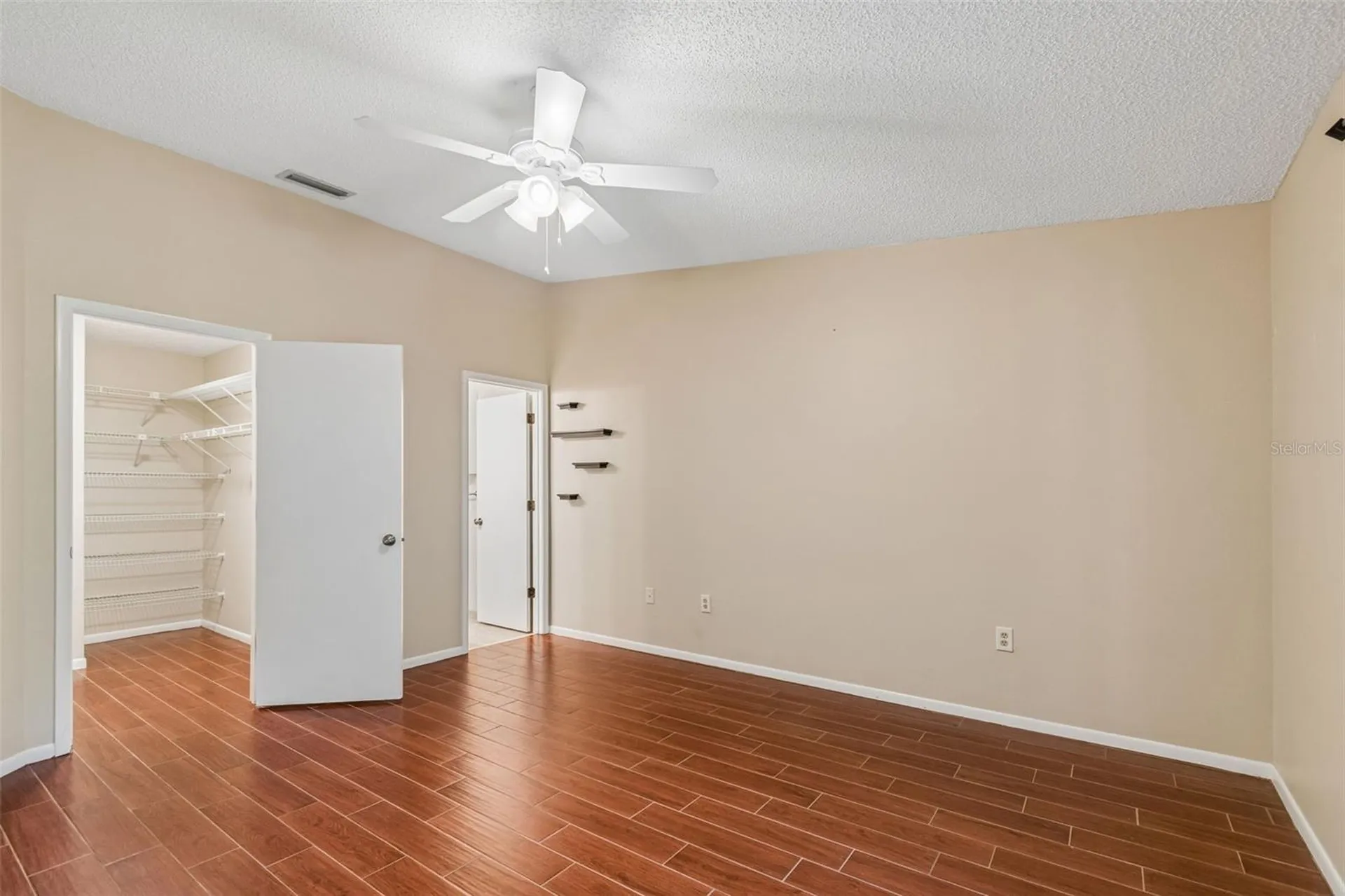 2814 Hammock Court Clearwater FL 33761