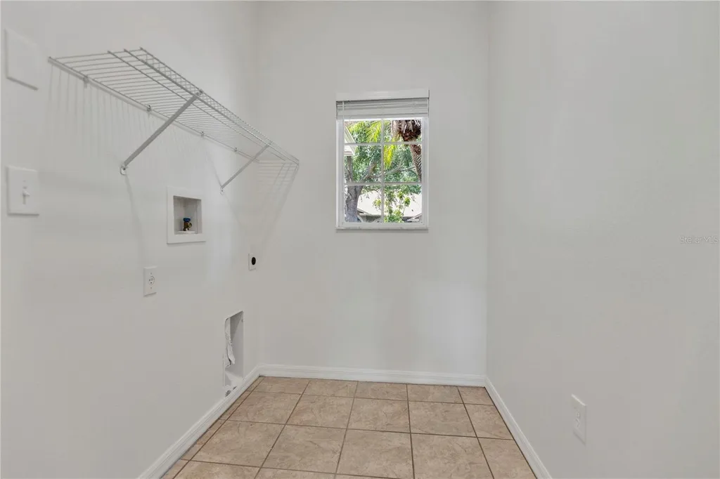 2211 Mountain Meadow Way Valrico FL 33594