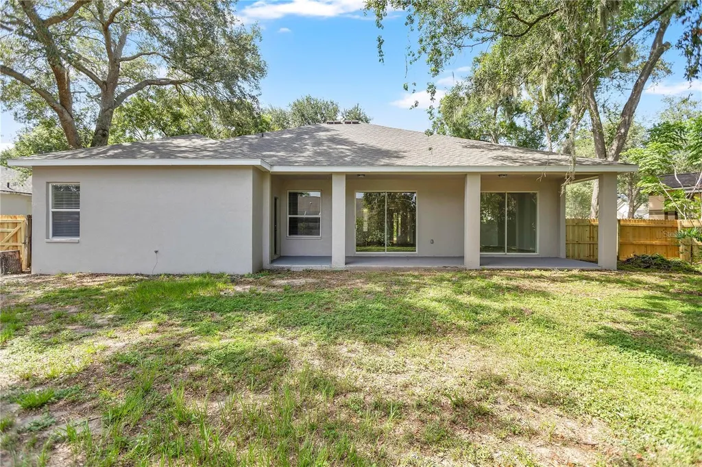 2211 Mountain Meadow Way Valrico FL 33594