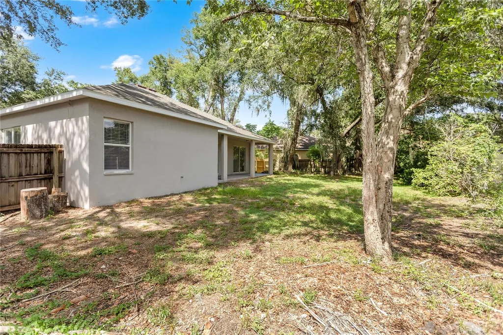 2211 Mountain Meadow Way Valrico FL 33594