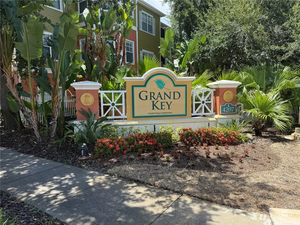 4207 S Dale Mabry Highway Tampa FL 33611