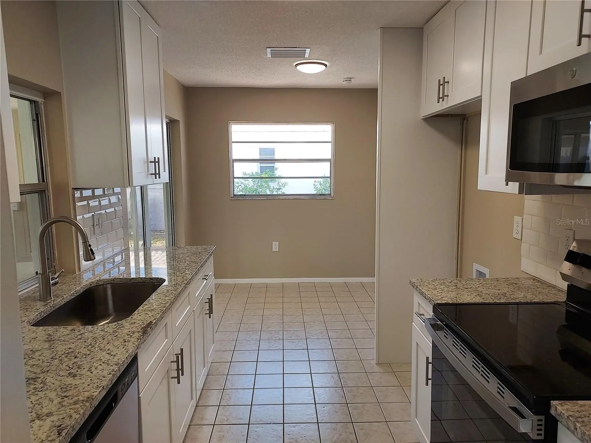 4006 Palm Court Bradenton FL 34208