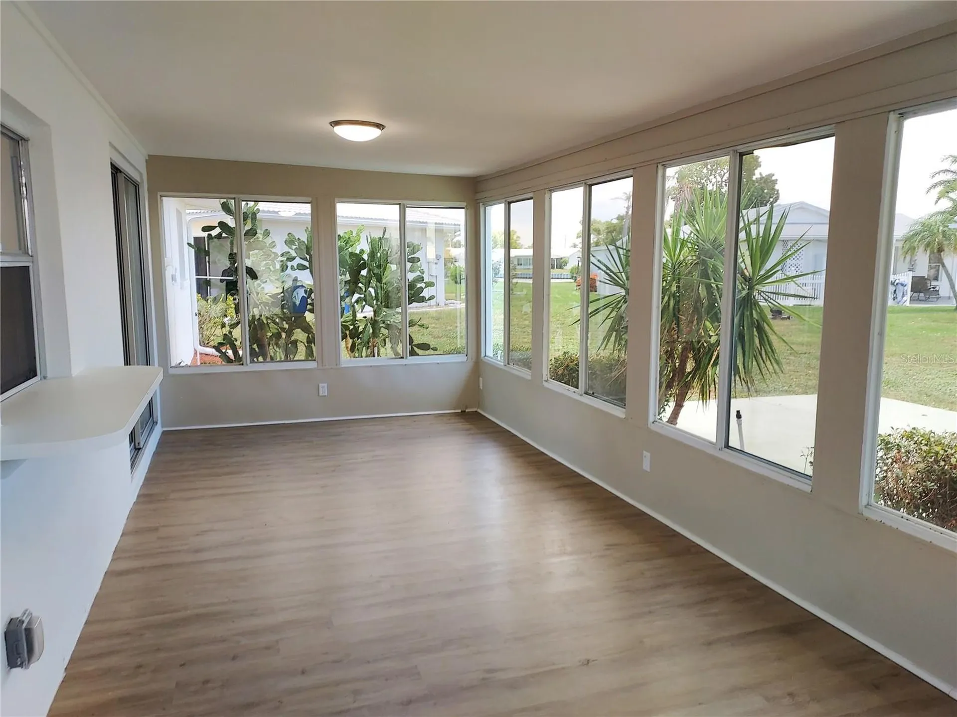 4006 Palm Court Bradenton FL 34208