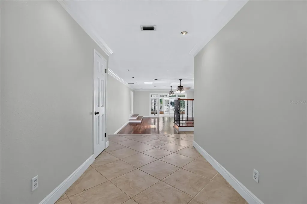 306 Oak Estates Drive Orlando FL 32806