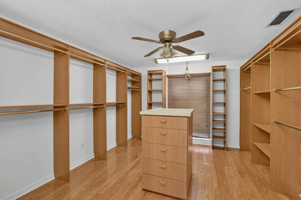 306 Oak Estates Drive Orlando FL 32806