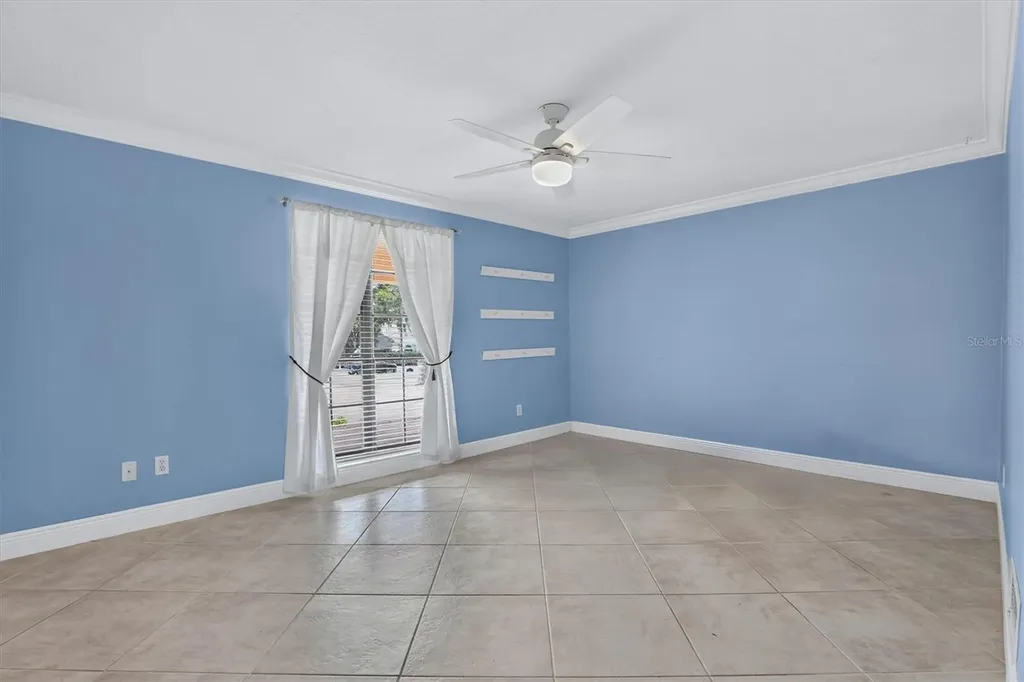 306 Oak Estates Drive Orlando FL 32806