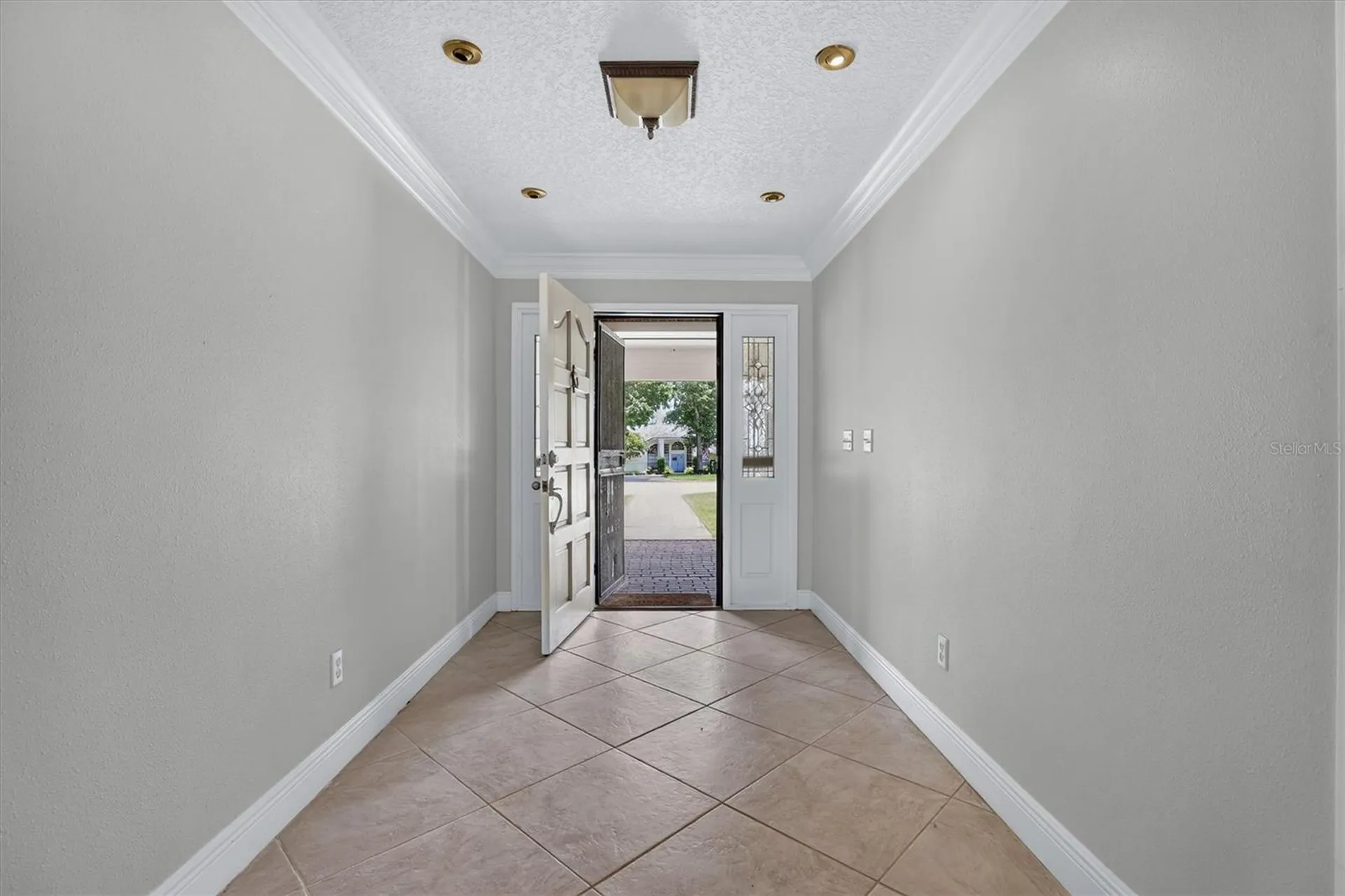 306 Oak Estates Drive Orlando FL 32806