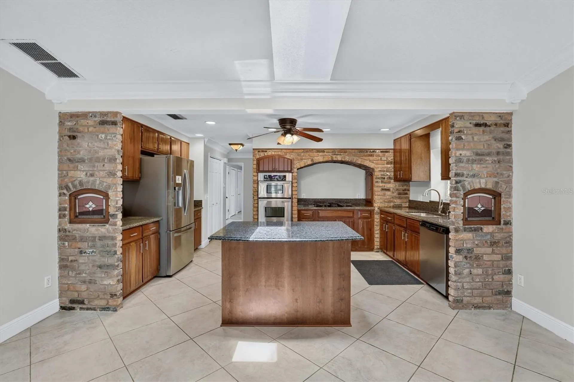 306 Oak Estates Drive Orlando FL 32806