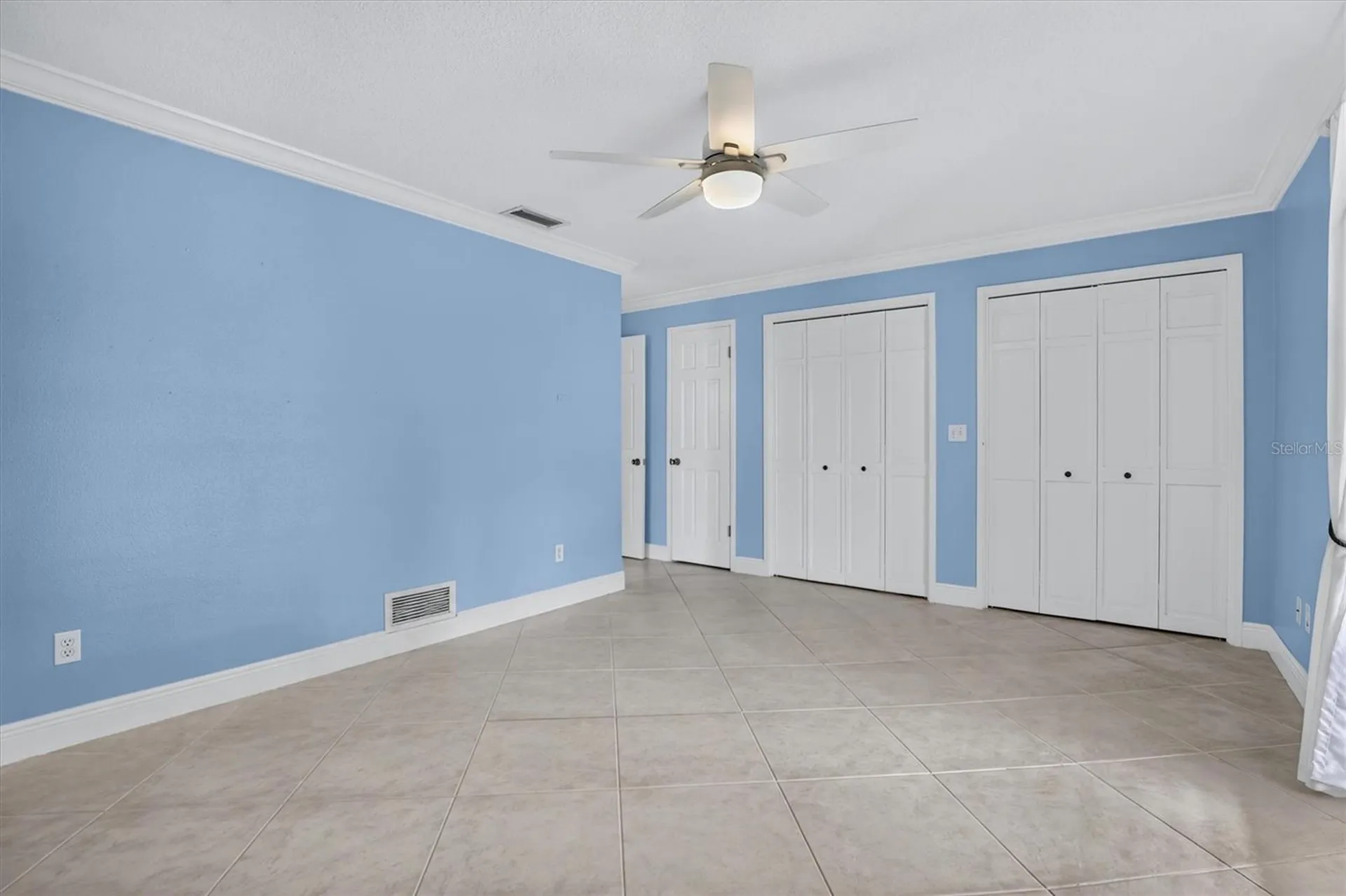 306 Oak Estates Drive Orlando FL 32806