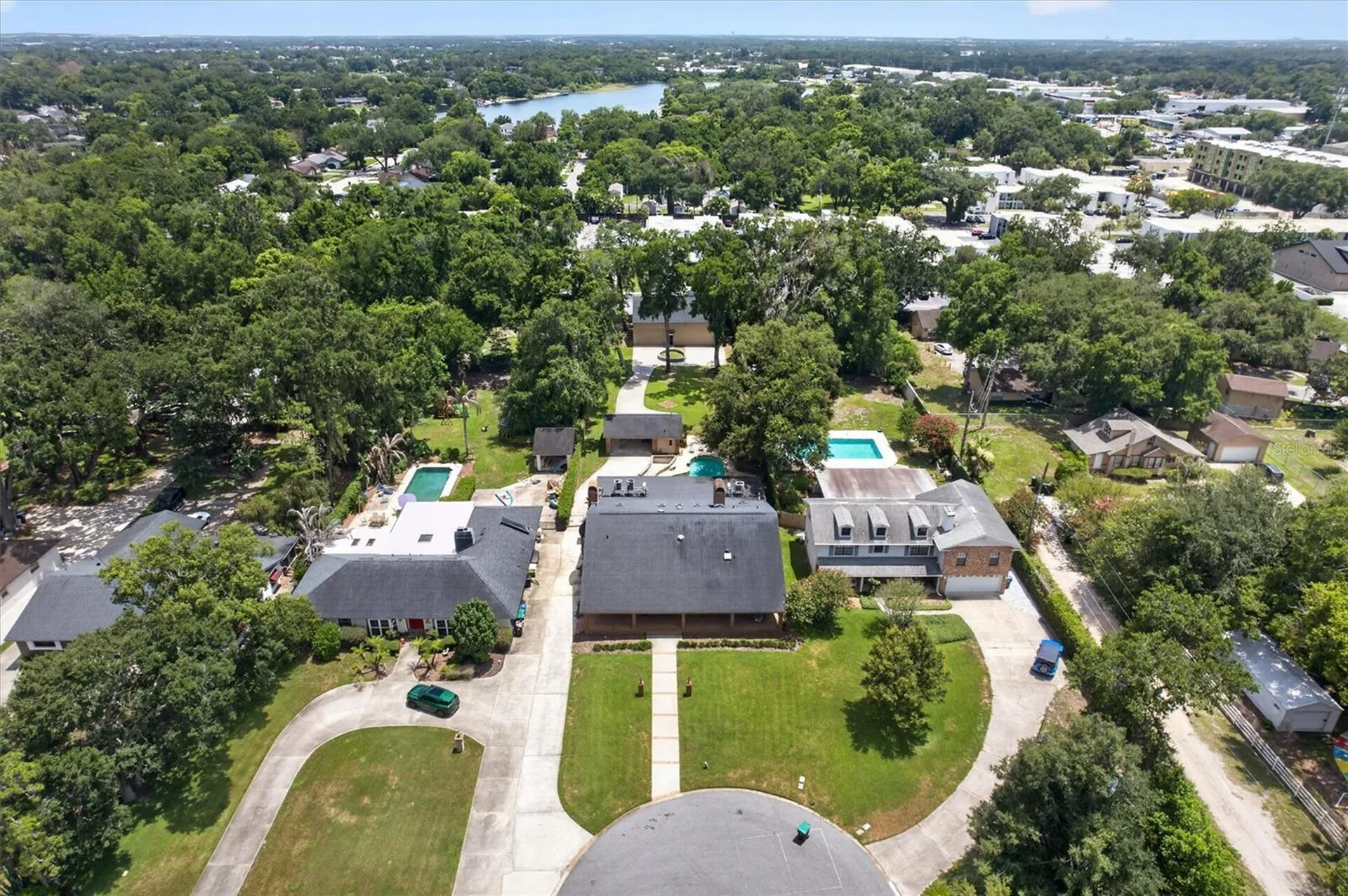 306 Oak Estates Drive Orlando FL 32806