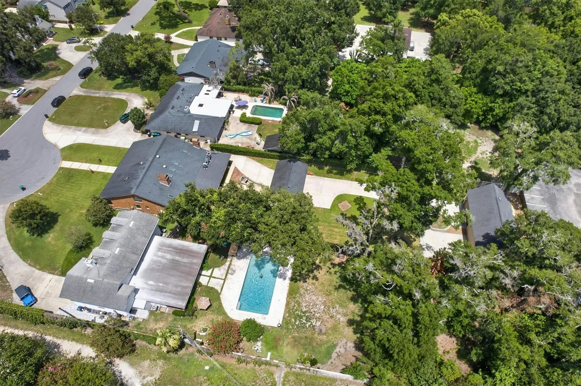 306 Oak Estates Drive Orlando FL 32806