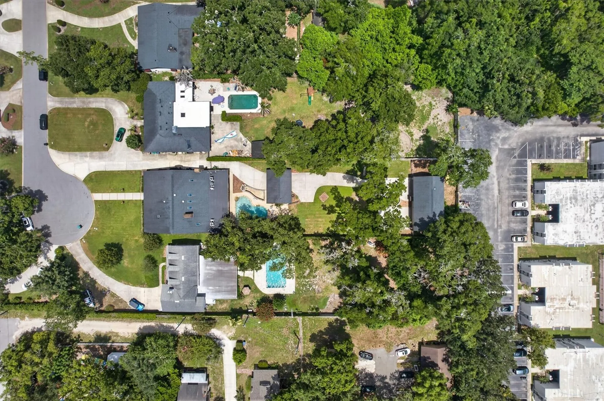 306 Oak Estates Drive Orlando FL 32806