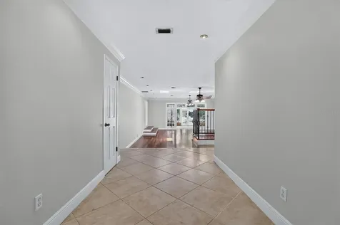306 Oak Estates Drive Orlando FL 32806