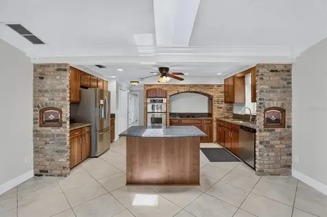 306 Oak Estates Drive Orlando FL 32806