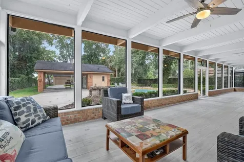 306 Oak Estates Drive Orlando FL 32806