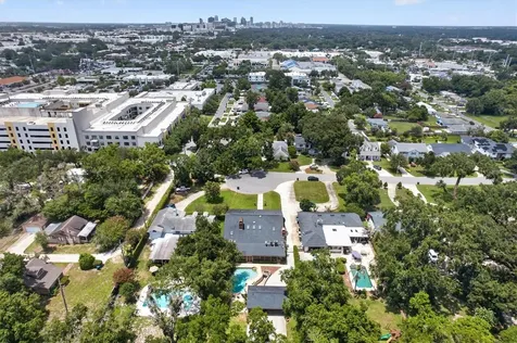 306 Oak Estates Drive Orlando FL 32806